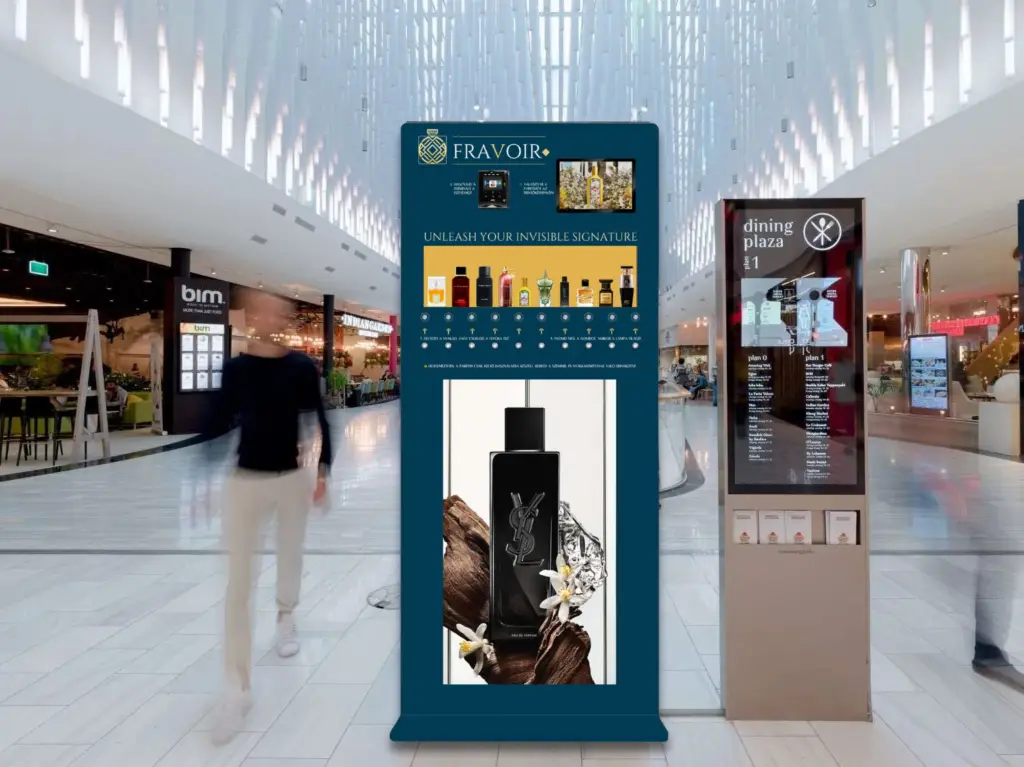 Rólunk FRAVOIR LuxDisplay - Perfume Vending Machine